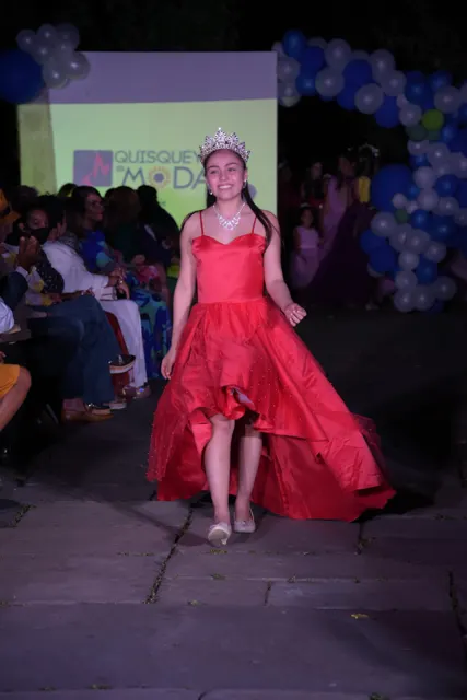 Moda, arte y comunidad · fotografía 5 del archivo QEM